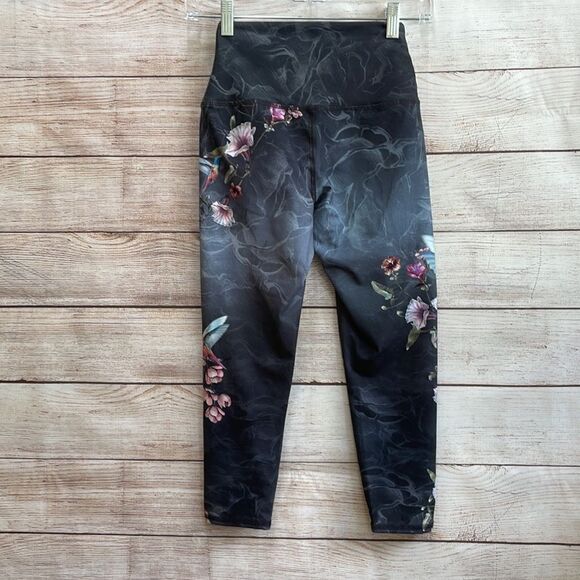 EVOLUTION AND CREATION THREE PAIR OF LEGGINGS‎ - Picture 9 of 12